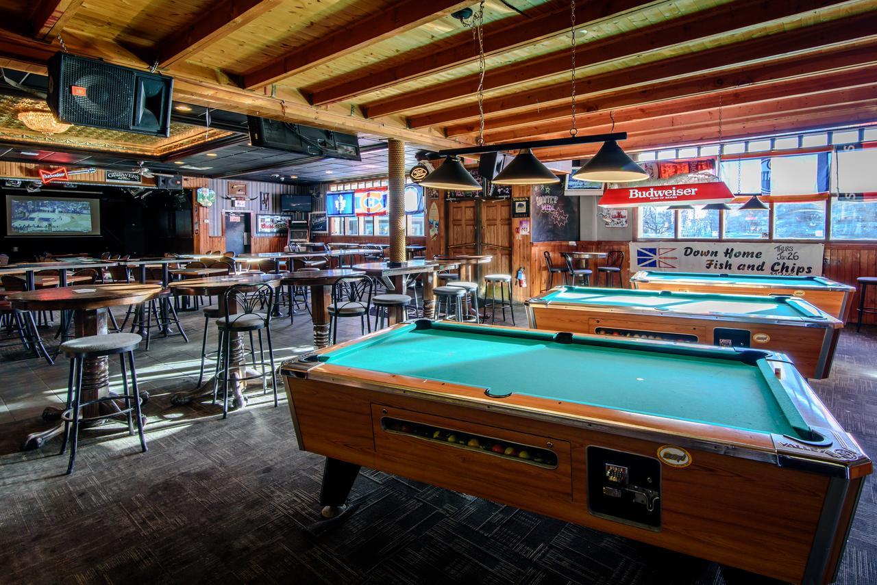 The Cochrane Rockyview Hotel Екстериор снимка