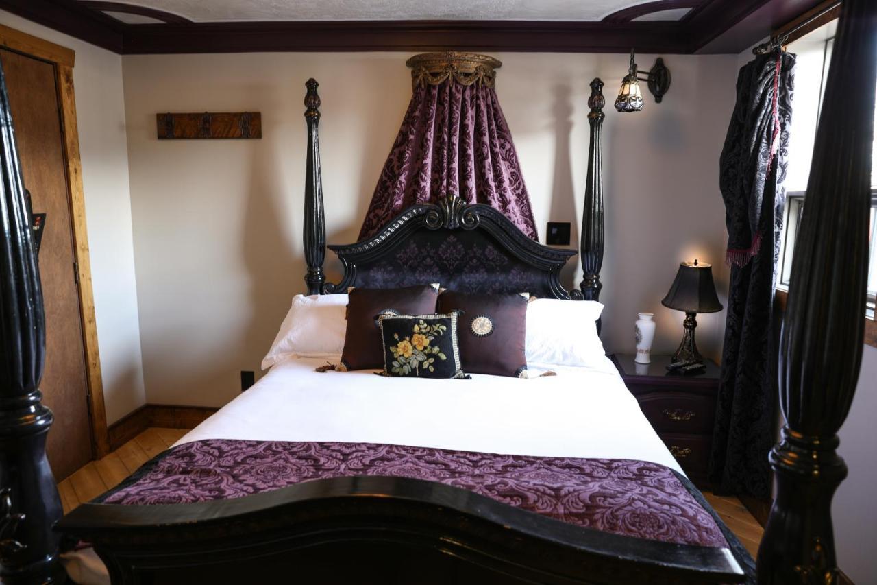 The Cochrane Rockyview Hotel Екстериор снимка