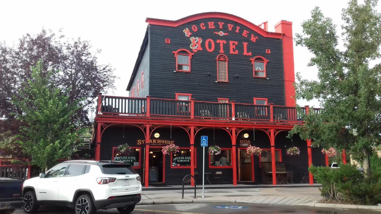 The Cochrane Rockyview Hotel Екстериор снимка